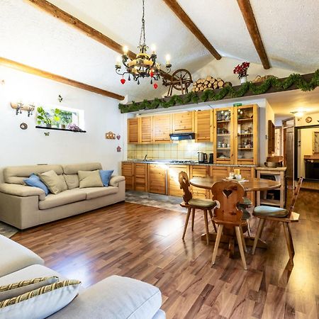 Apartment Isola Di Madesimo Apartments-1 By Interhome Екстериор снимка